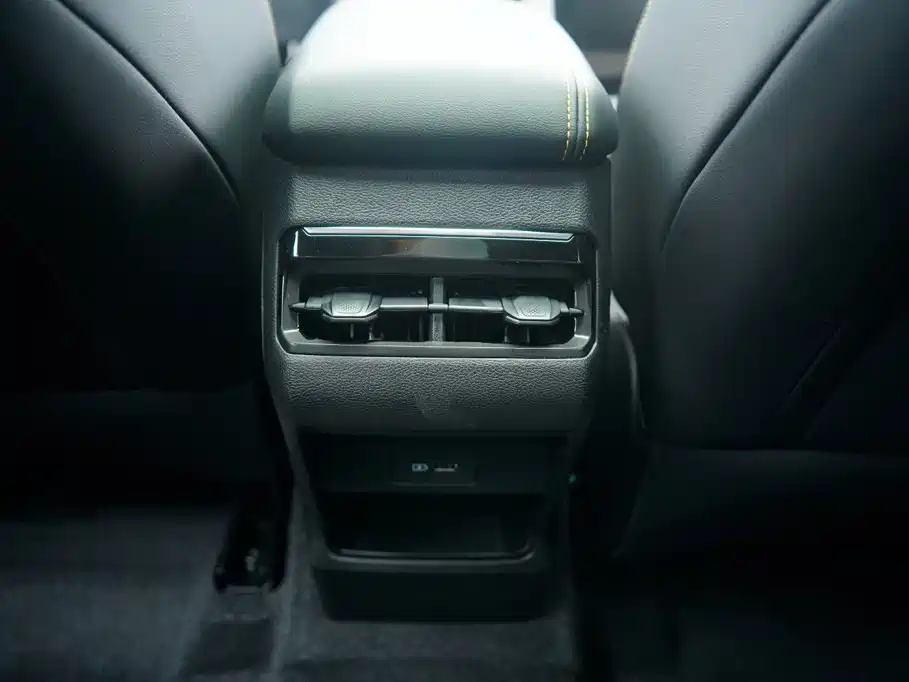 Geely Binyue 2026 2025 Bin Yue L 1.5TD DCT Starlight