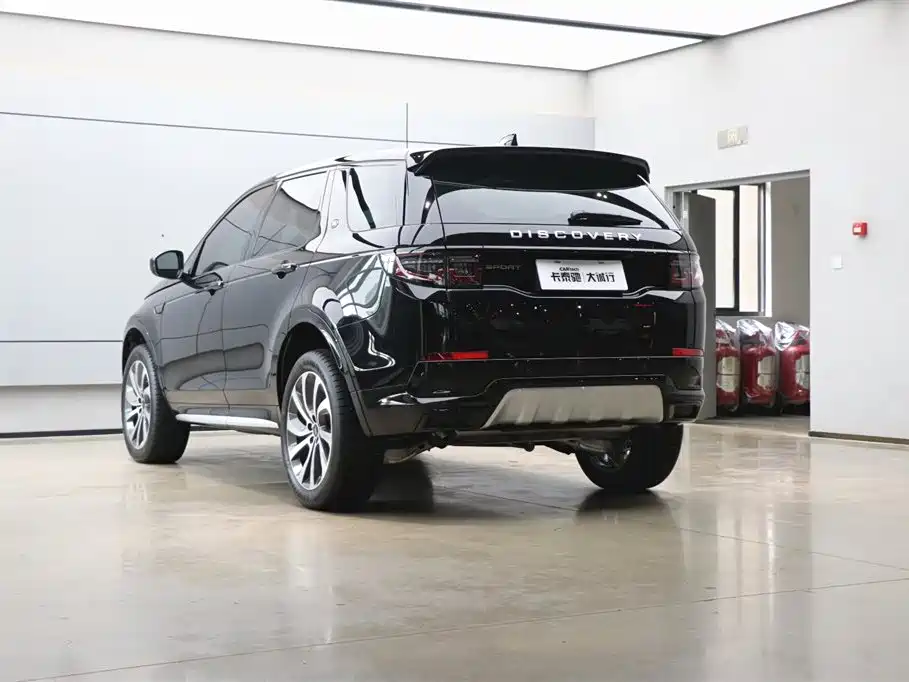 Land Rover Discovery Sport 2024 Performance Technology Edition фото 30