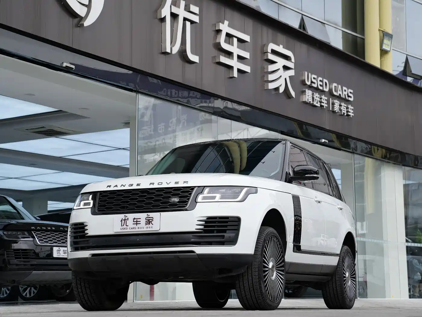 Land Rover Range Rover 2018 3.0 SC V6 Vogue Heritage Edition