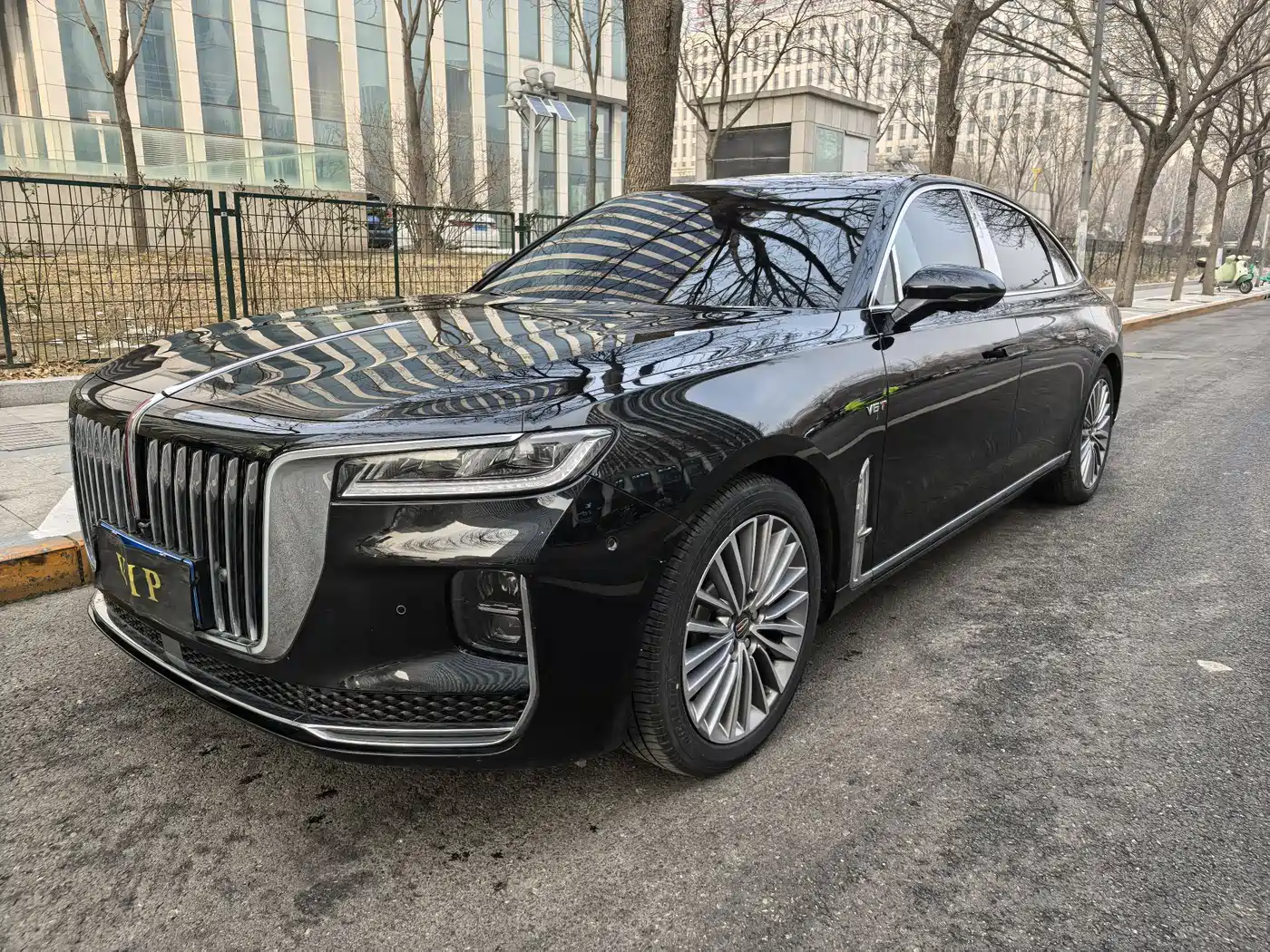 Hongqi H9 2020 3.0T Smart Connection Qi Chang Edition