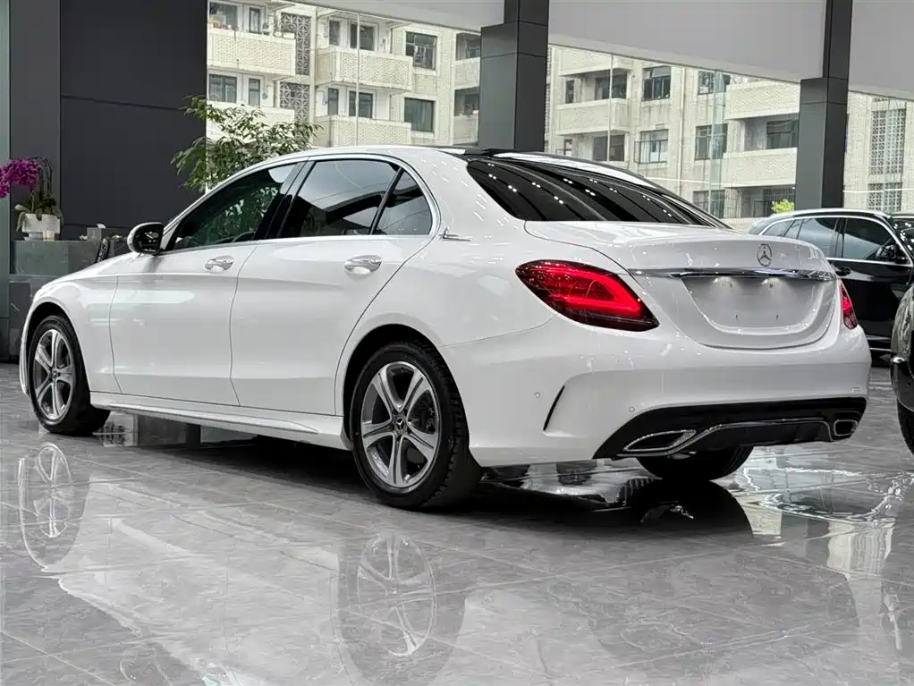 Mercedes-Benz C-Class 2019 C 260 L Sport фото 7
