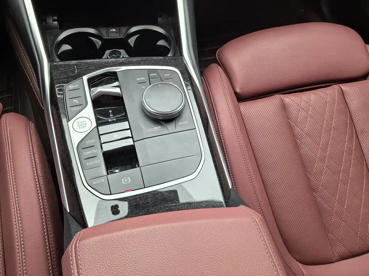 BMW 3 Series 2024 325Li M Sport Package фото 13