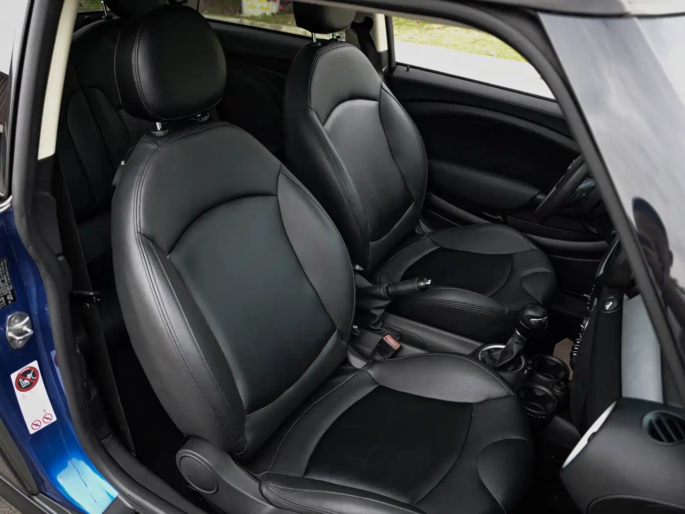 MINI 2013 1.6L ONE Limited Edition Third Version фото 11