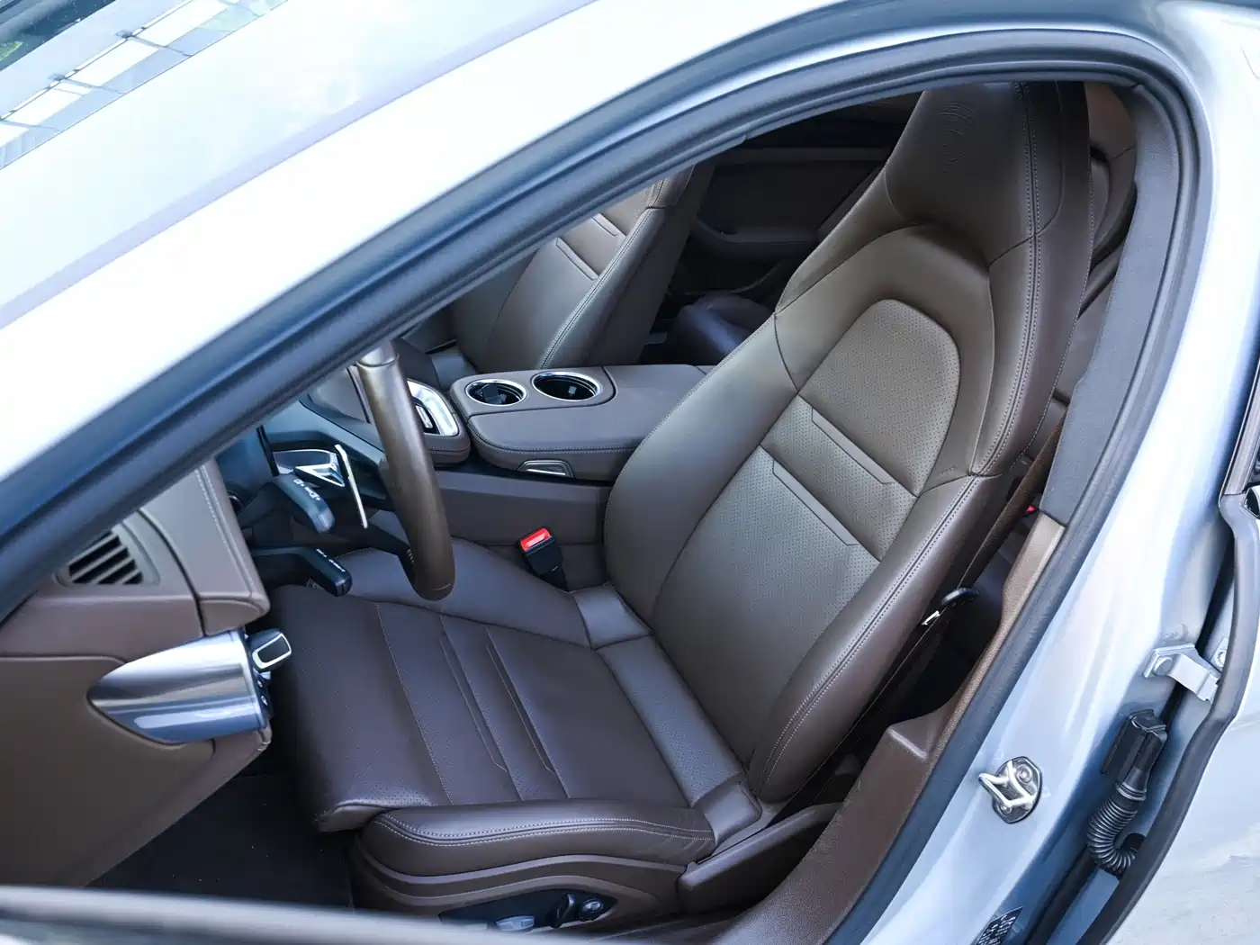 Фото 6 - Porsche Panamera
