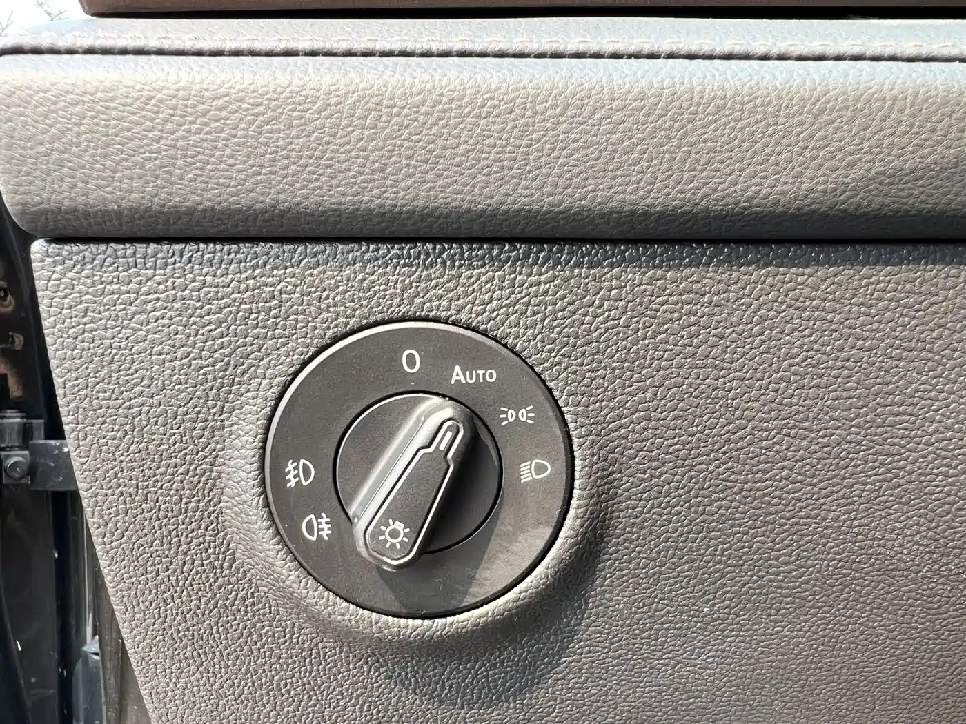 Volkswagen Tharu 2021 Model 280TSI 2WD Comfort Edition фото 20