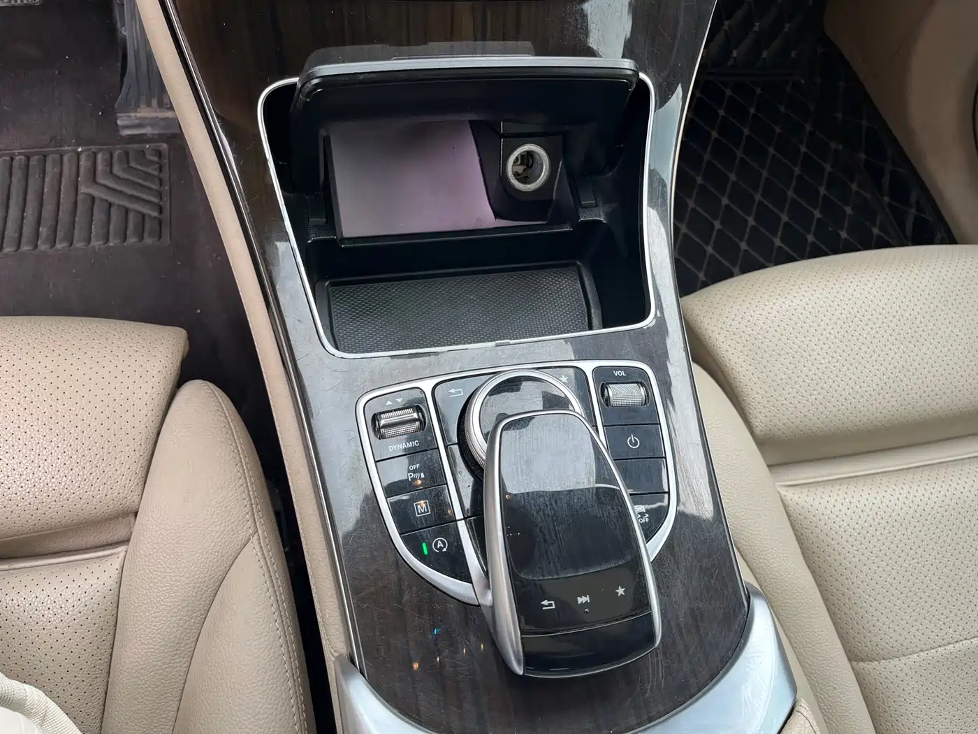 Mercedes-Benz GLC 2017 GLC 260 4MATIC Dynamic фото 16