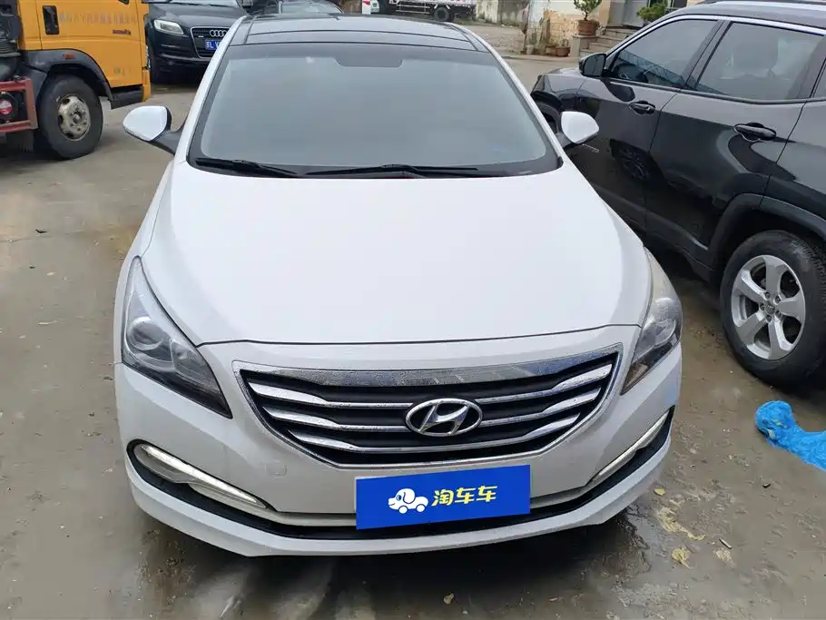 Hyundai Mistra 2014 1.8L Auto Smart GLS фото 2