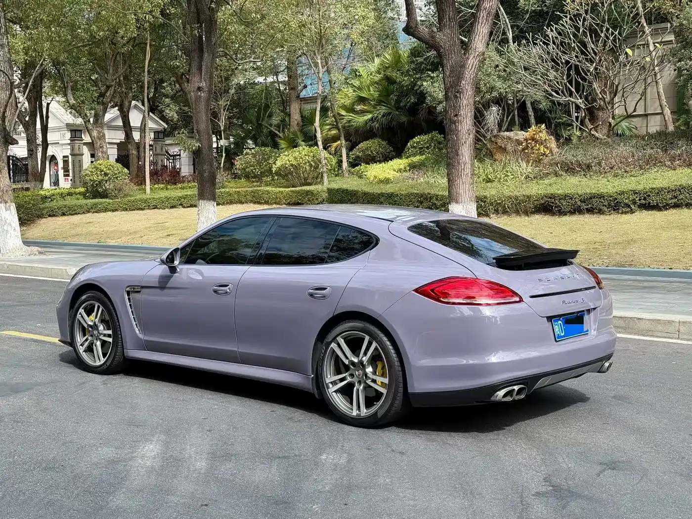 Porsche Panamera 2010 Panamera 4 3.6L фото 7