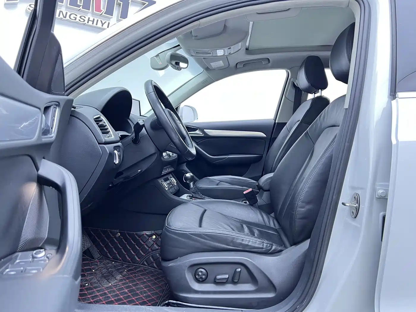 Audi Q3 2013 35 TFSI Comfort фото 14