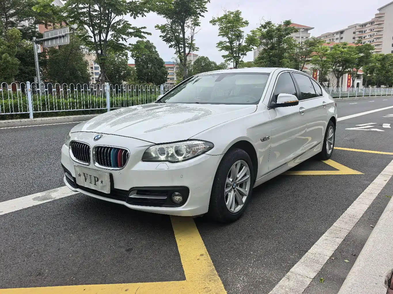 BMW 5 Series 2014 520Li Elegance