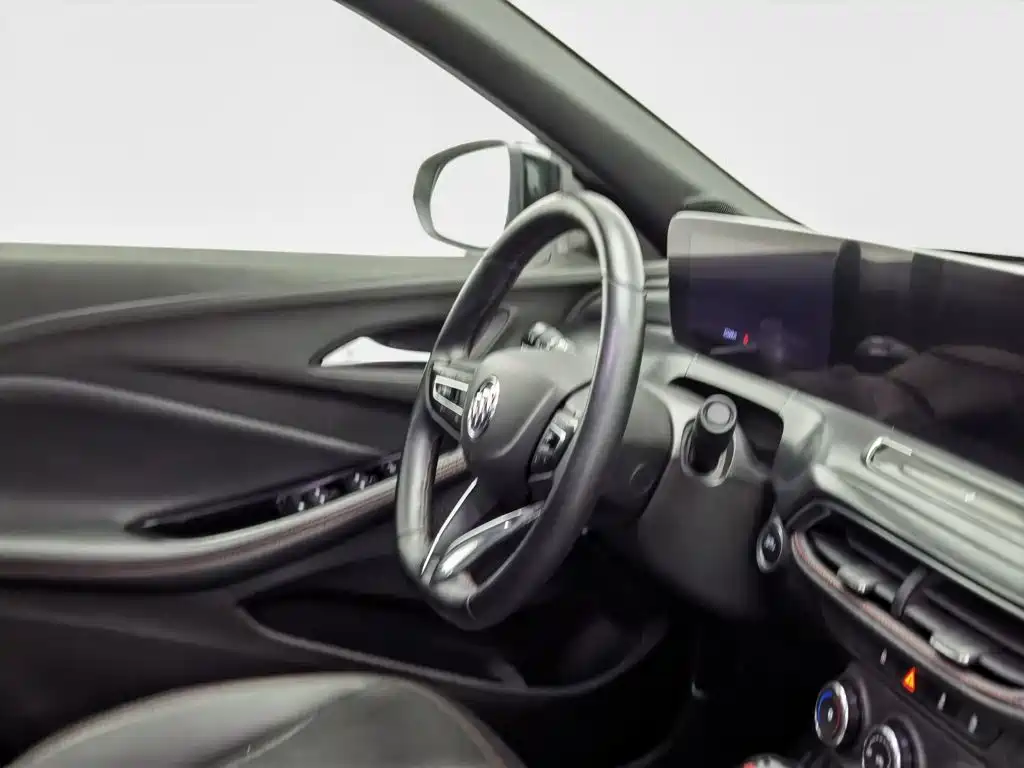 Фото 22 - Buick Verano