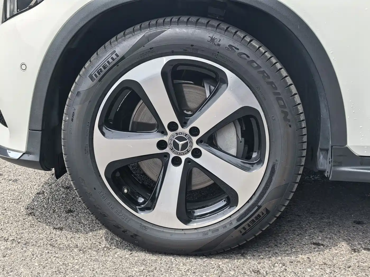 Mercedes-Benz GLC 2019 GLC 260 L 4MATIC Luxury фото 8