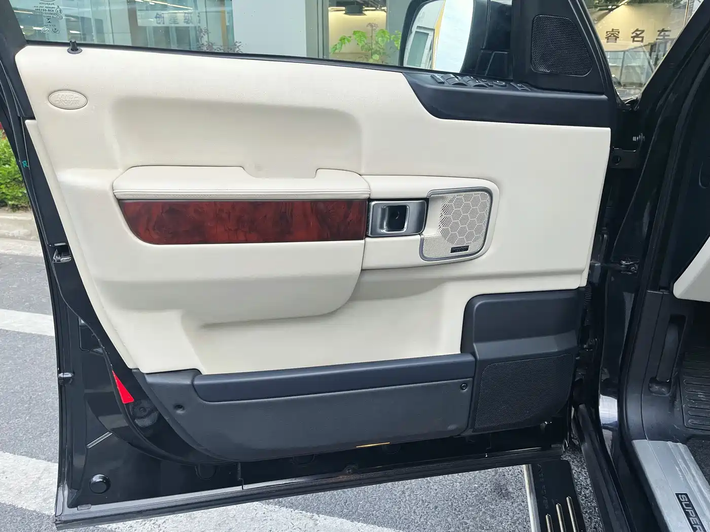 Land Rover Range Rover 2012 5.0 SC V8 фото 13