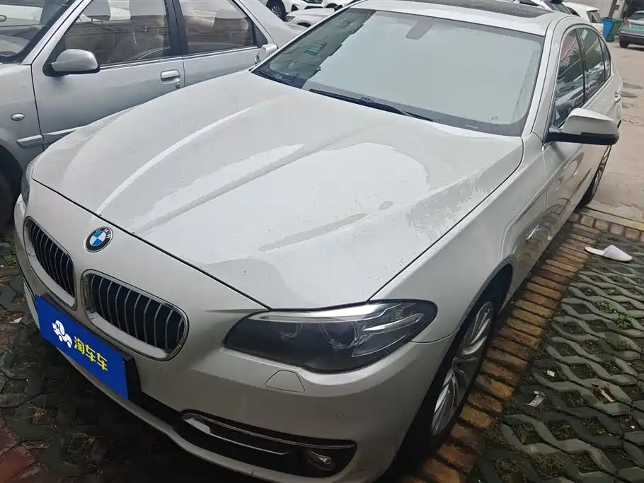 BMW 5 Series 2014 525Li Luxury Design Package