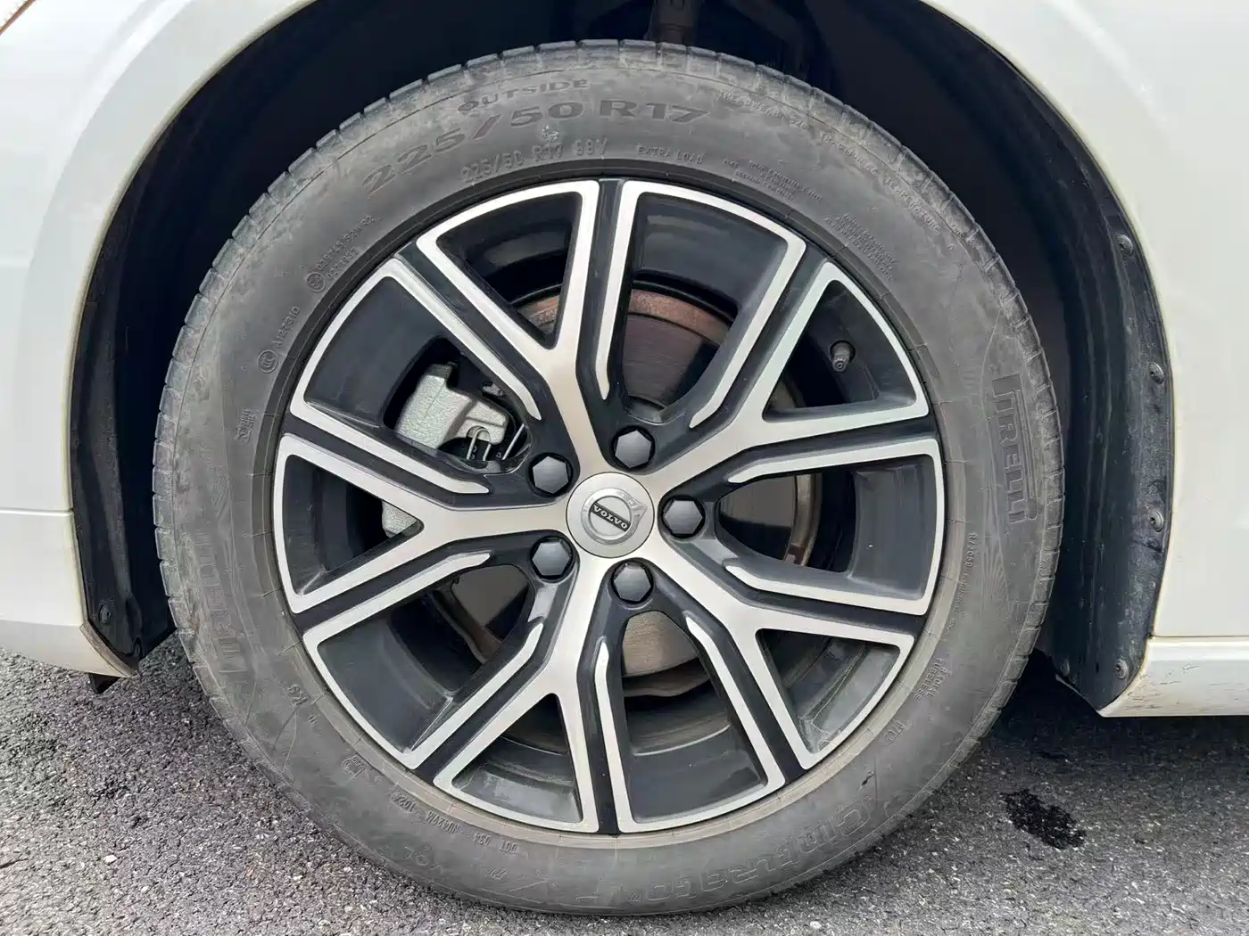 VOLVO S60