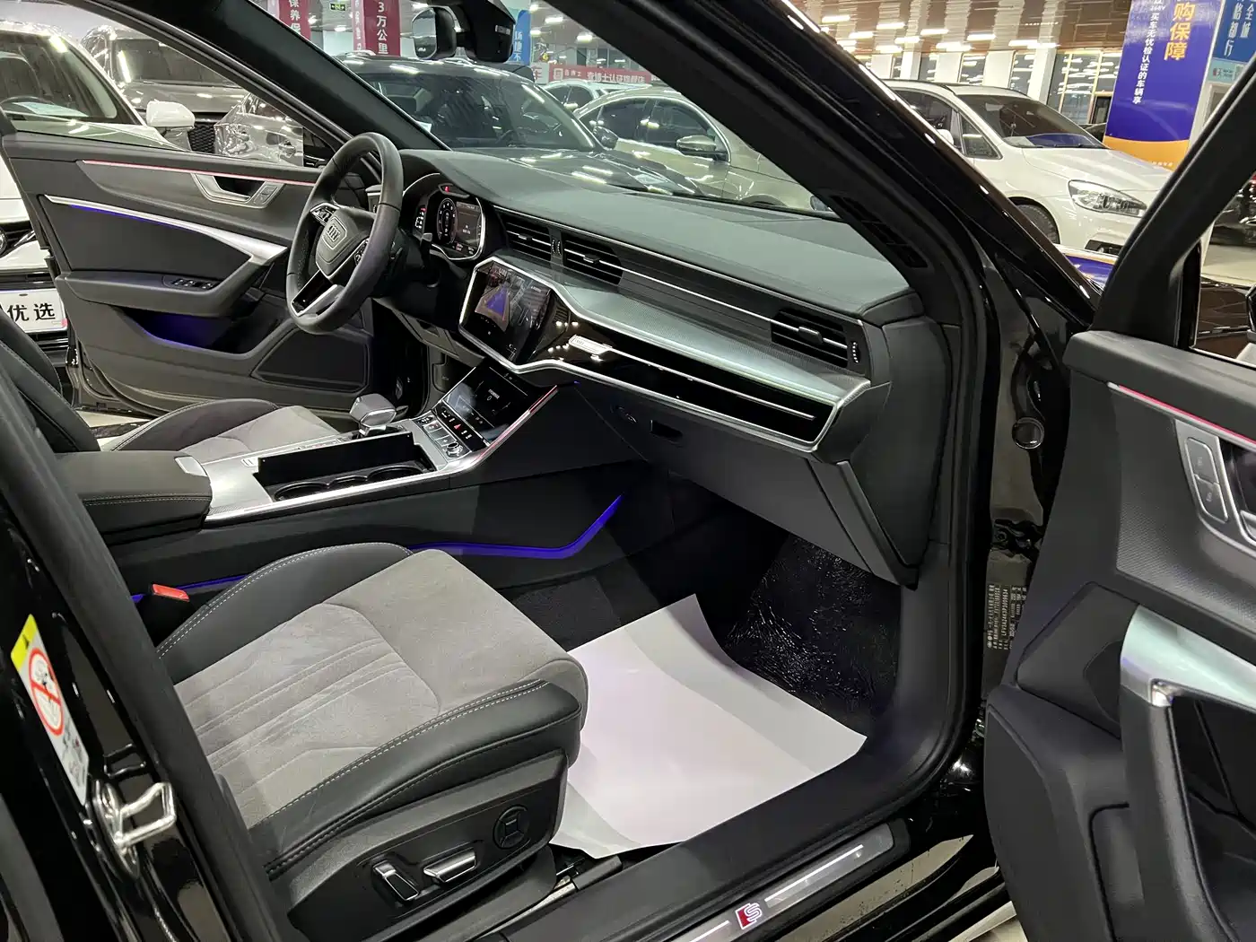 Audi A6L 2023 40 TFSI Luxury Dynamic фото 4