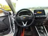 Photo 11 - Chevrolet Cavalier