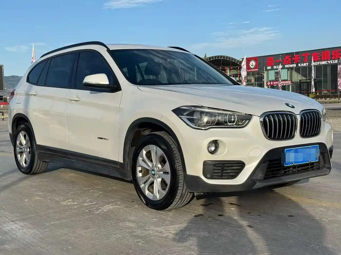 BMW X1 2016 sDrive18Li Premium Model фото 3