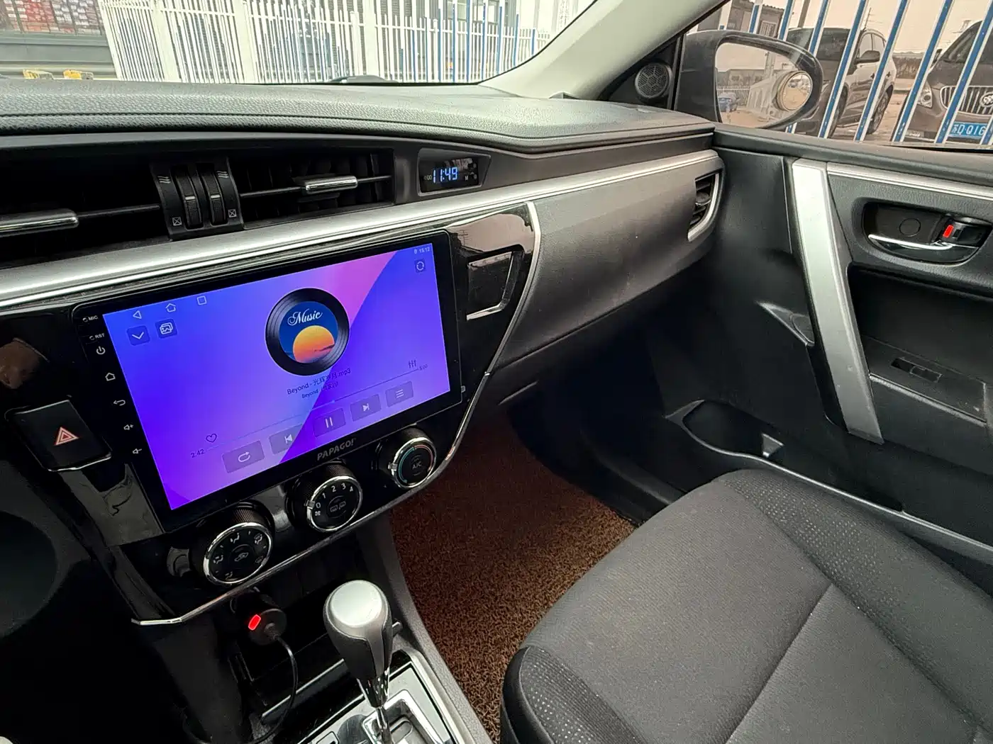 Toyota Corolla 2017 Facelift 1.6L S-CVT GL фото 14