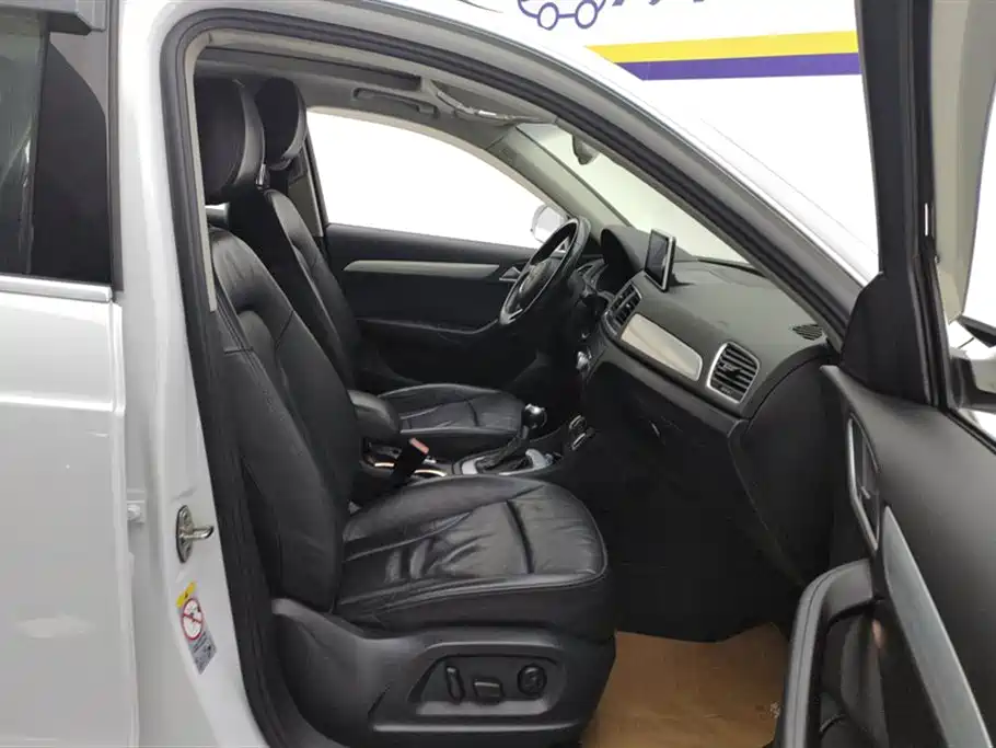 Audi Q3 2015 30 TFSI Comfort фото 8
