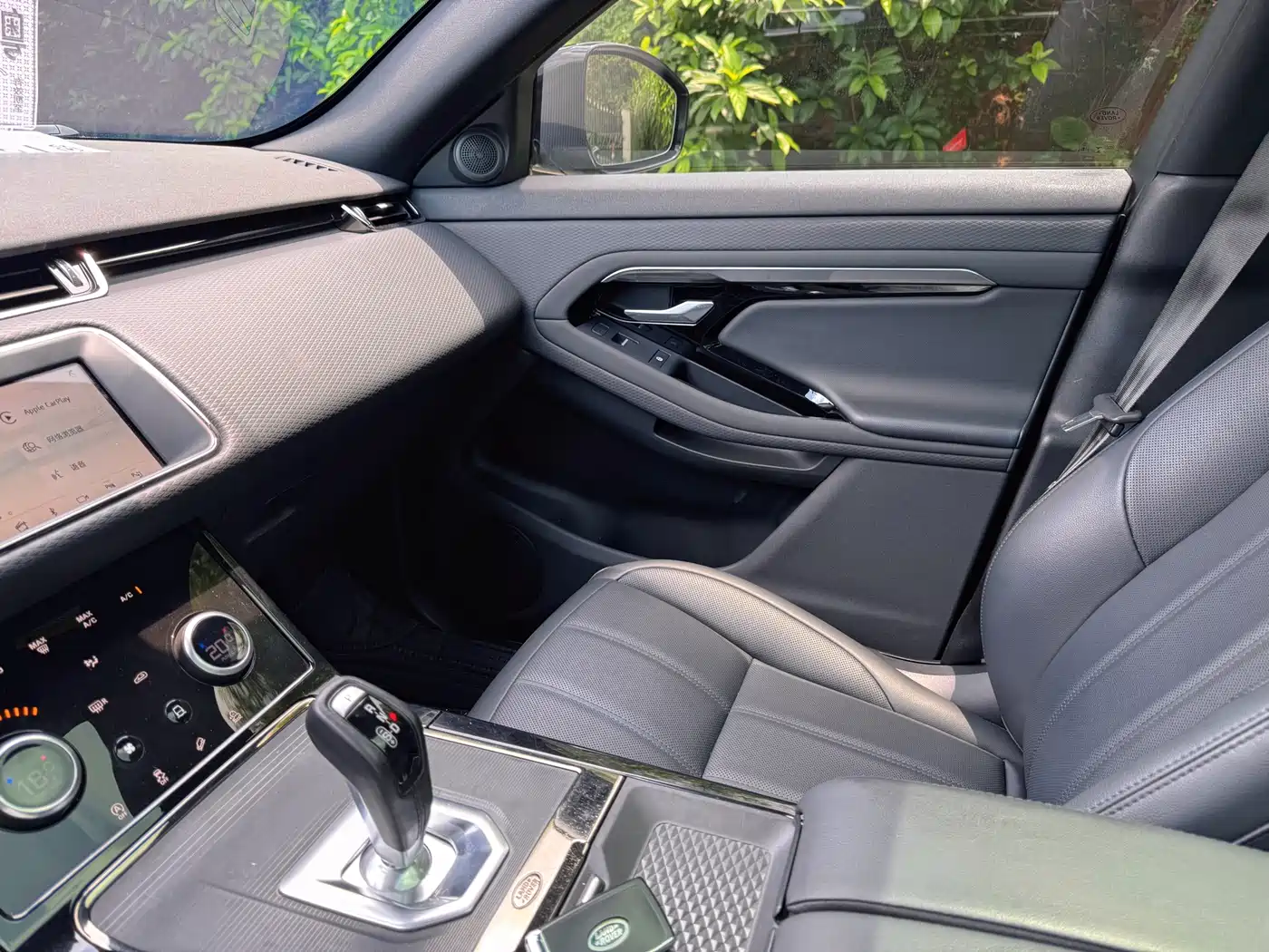 Land Rover Range Rover Evoque 2020 249PS R-DYNAMIC S Sport Edition фото 24