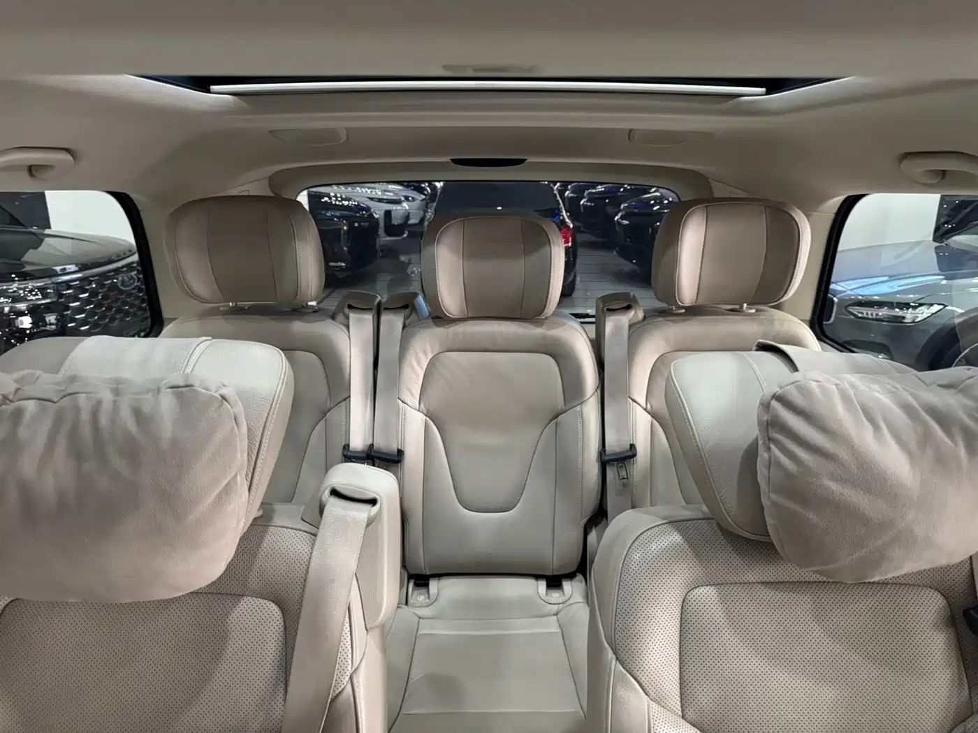 Mercedes-Benz V-Class 2016 V 260 Premium Edition фото 18
