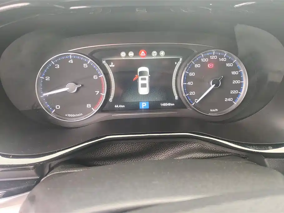 GAC Trumpchi Trumpchi M8 2018 320T Premium Edition фото 14