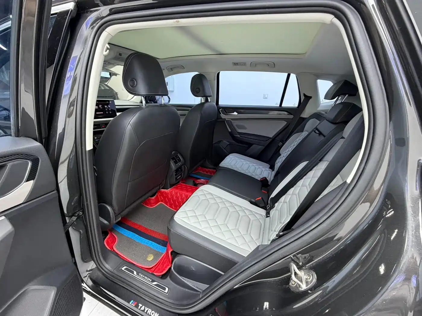 Volkswagen Tayron 2023 280TSI 2WD Luxury Plus Advanced Edition фото 11