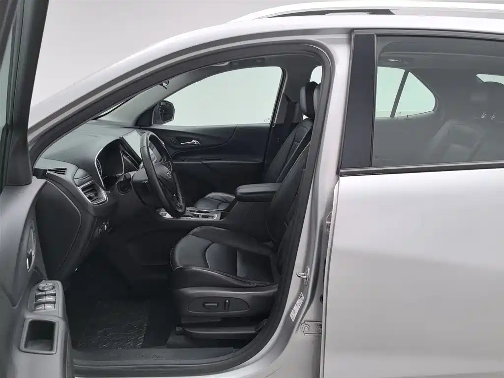 Chevrolet Equinox 2019 Redline 550T Auto 4WD Tuojie RS Edition (China VI) фото 10