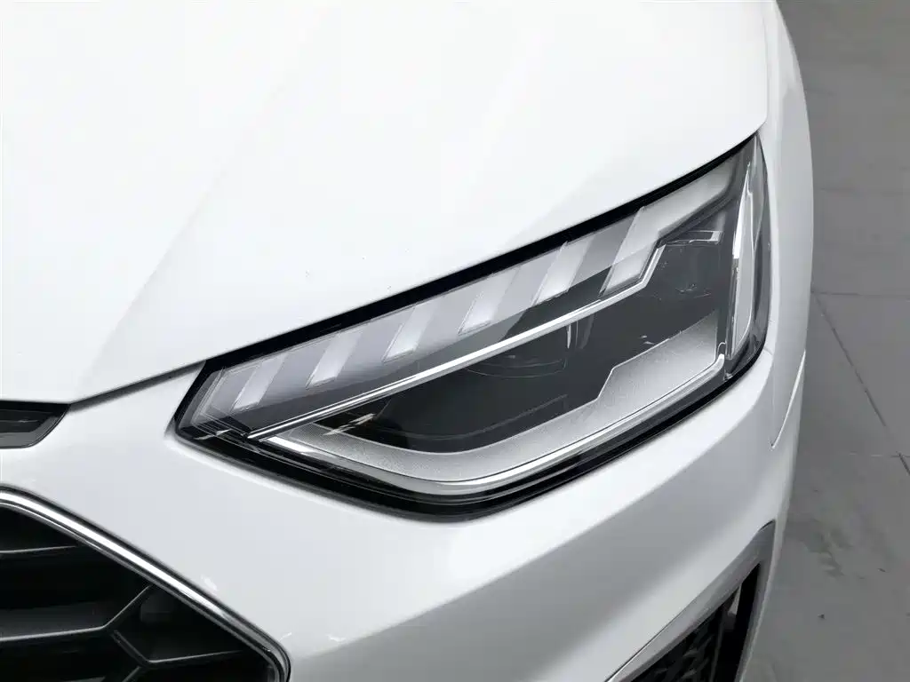 Audi A4L 2020 40 TFSI Fashion Dynamic Edition фото 7