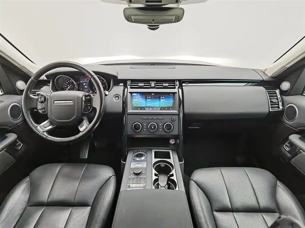 Land Rover Discovery 2019 3.0 SC V6 SE фото 5