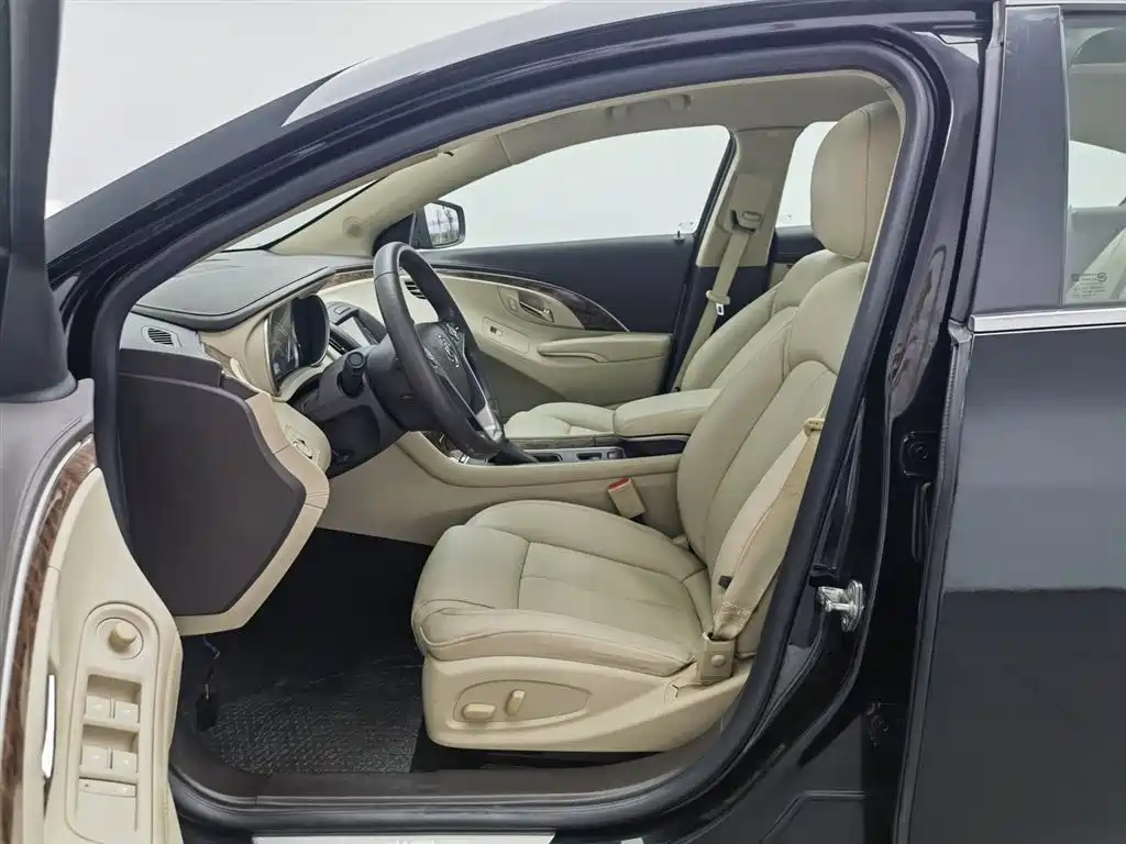 Buick LaCrosse 2013 2.4L SIDI Leading Comfort фото 10