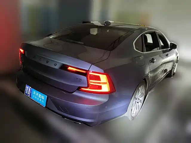 Volvo S90 2017 T5 Inscription — фото 2