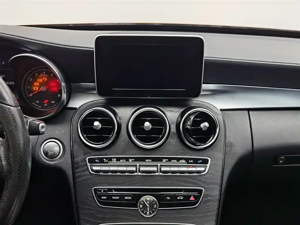 Mercedes-Benz C-Class 2017 Facelift C 200 L Sport Edition фото 12