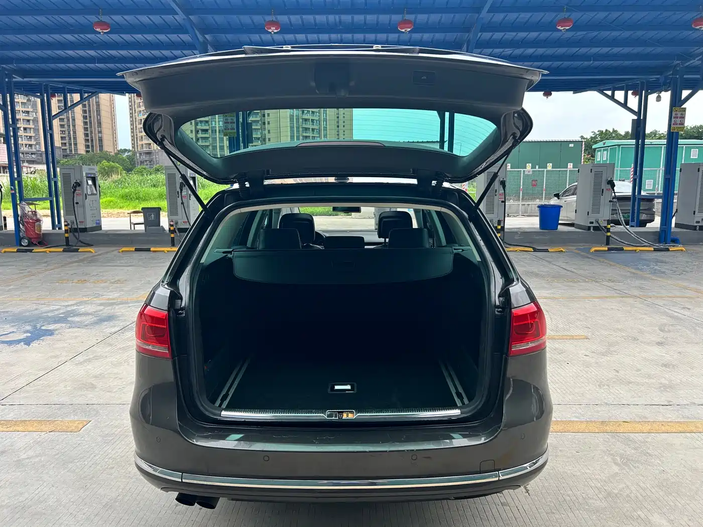 Volkswagen Magotan (Import) 2012 Wagon 2.0TSI Comfort фото 13