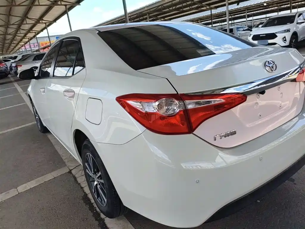 Toyota Levin 2014 1.6G CVT Elite Edition фото 5