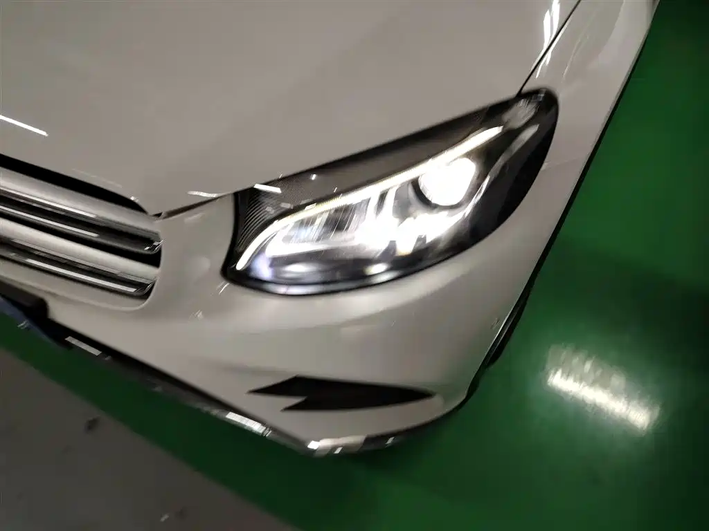 Mercedes-Benz GLC 2018 GLC 260 4MATIC Dynamic фото 24