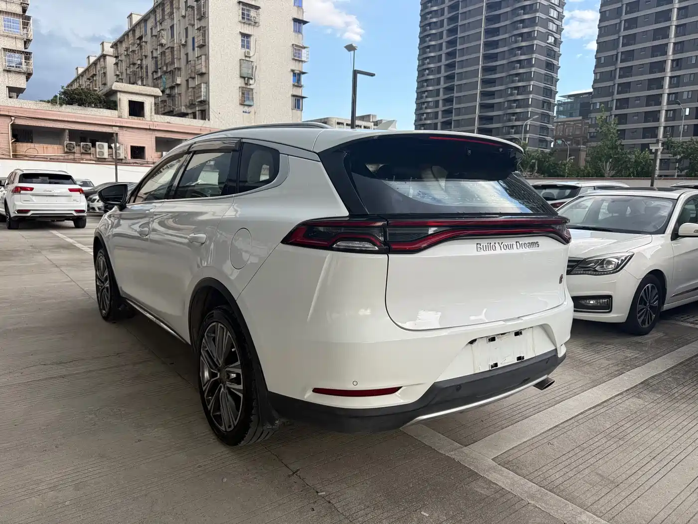 BYD Tang 2018 2018 2.0T Automatic Smart Connection Honor Edition 7-Seater China V
