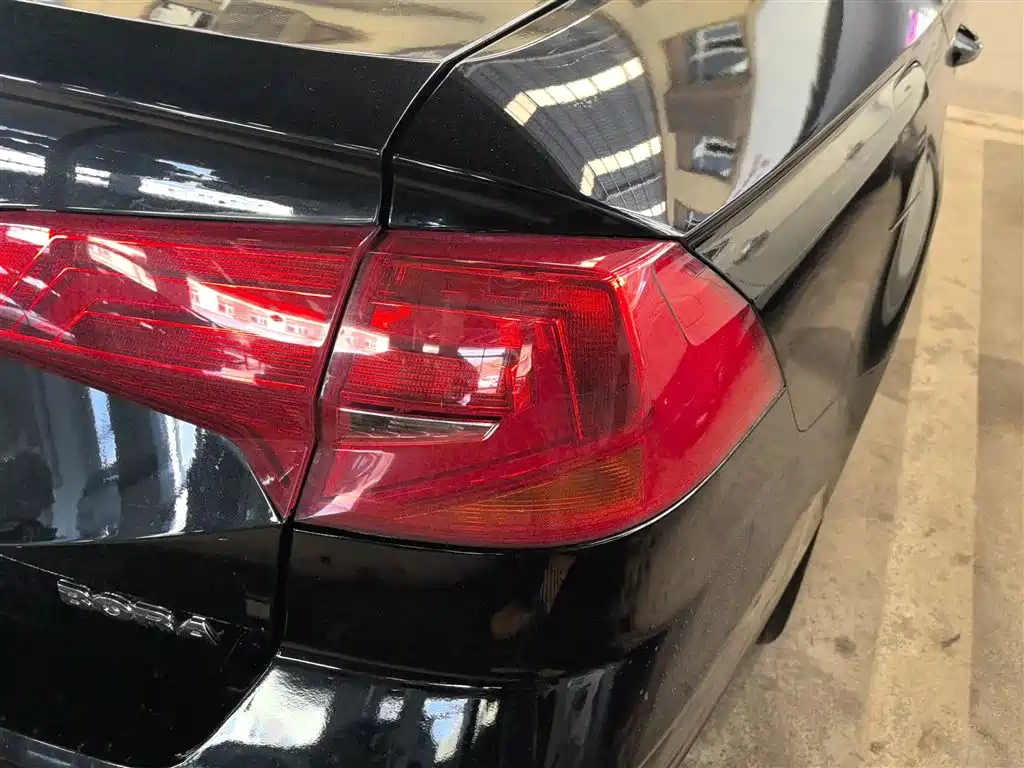 Volkswagen Bora 2018 1.5L Automatic Comfort фото 8