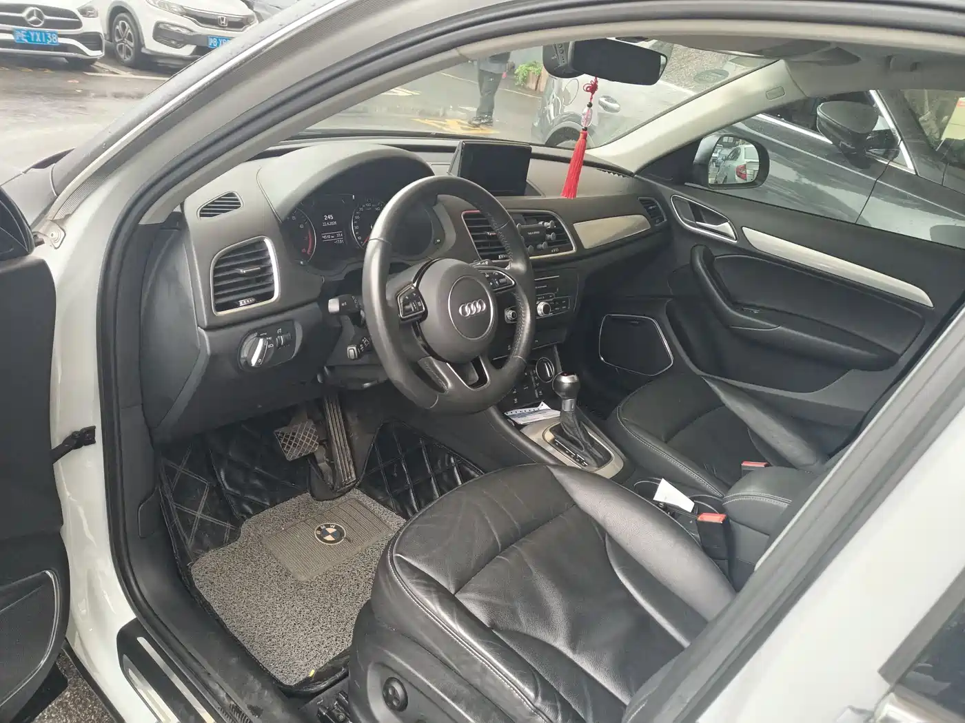 Audi Q3 2018 30th Anniversary Edition 30 TFSI Style фото 4