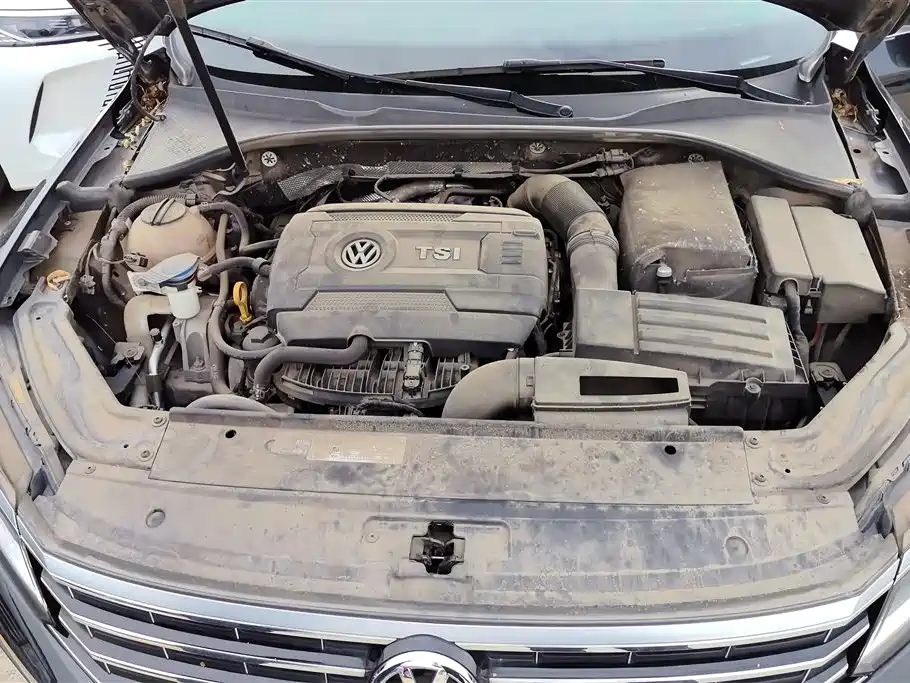 Volkswagen Passat 2017 330TSI DSG Prestige фото 10
