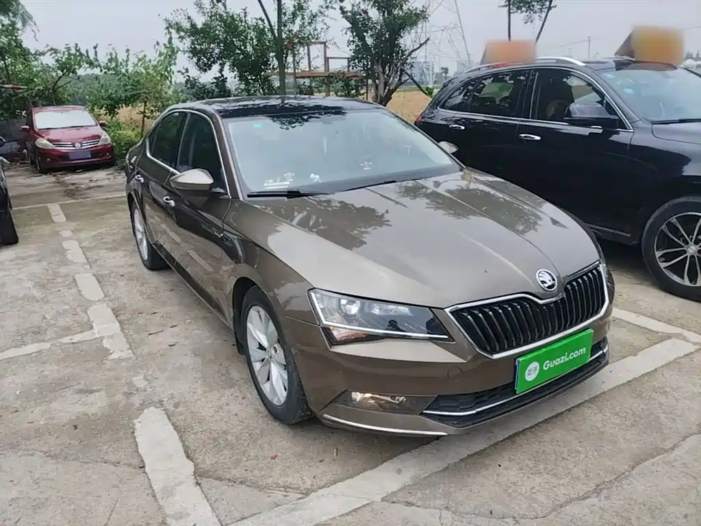 Škoda Superb 2016 TSI280 DSG Pioneer Edition фото 4