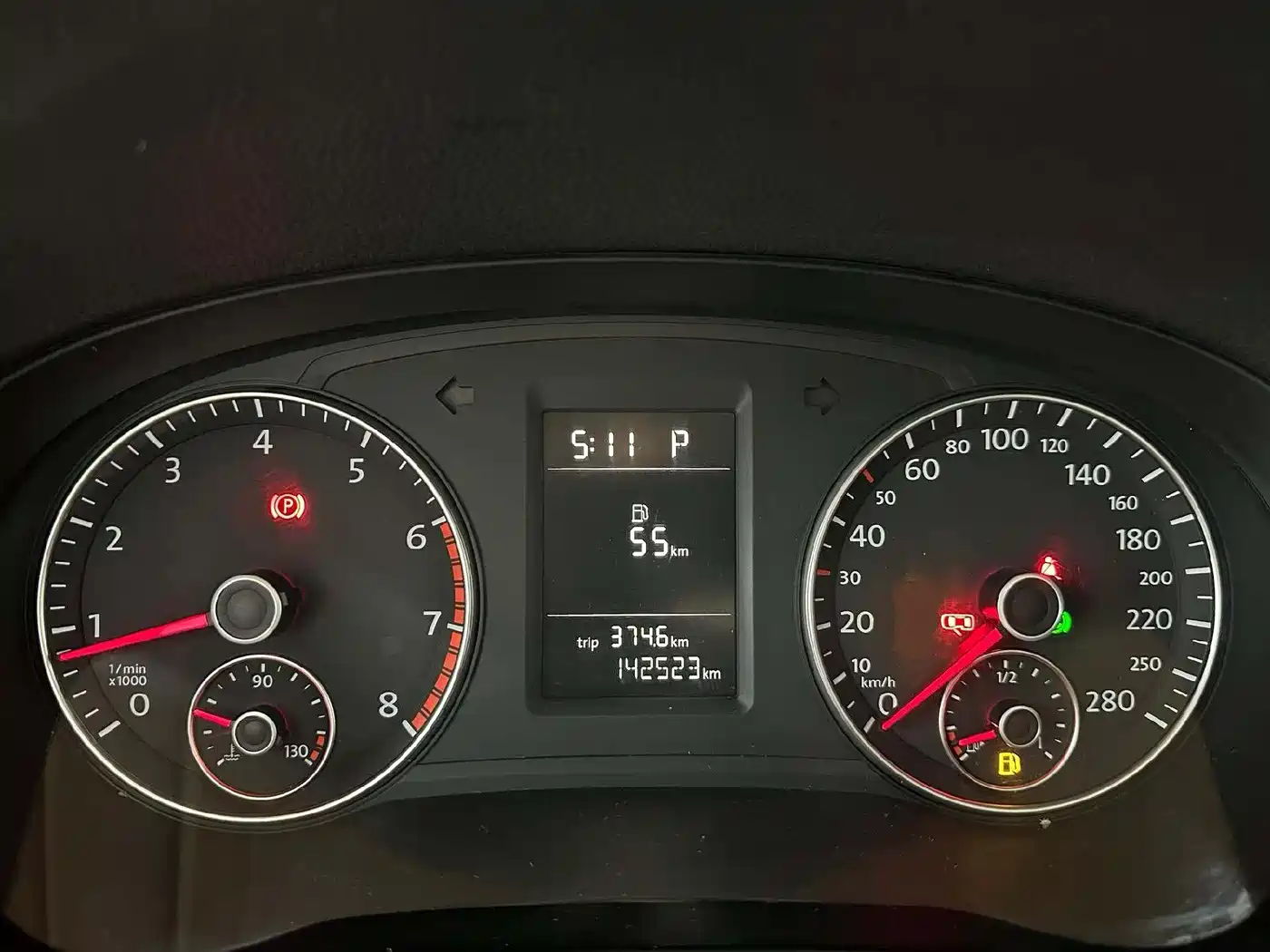 Volkswagen Passat 2011 1.8TSI Automatic Premium Edition фото 6