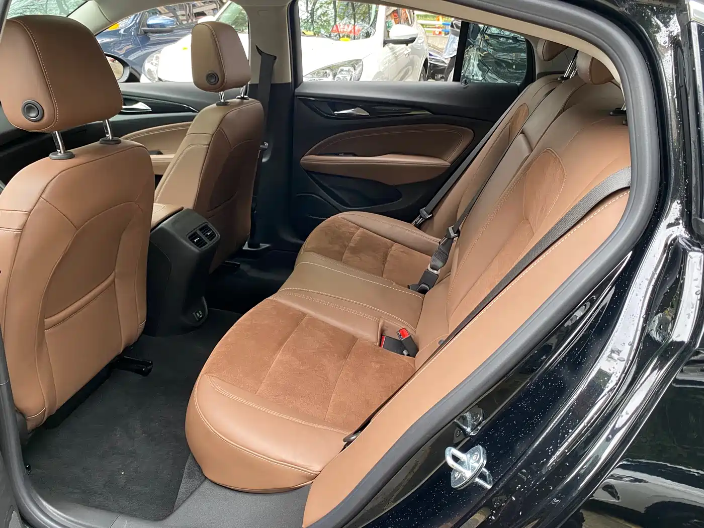BUICK REGAL