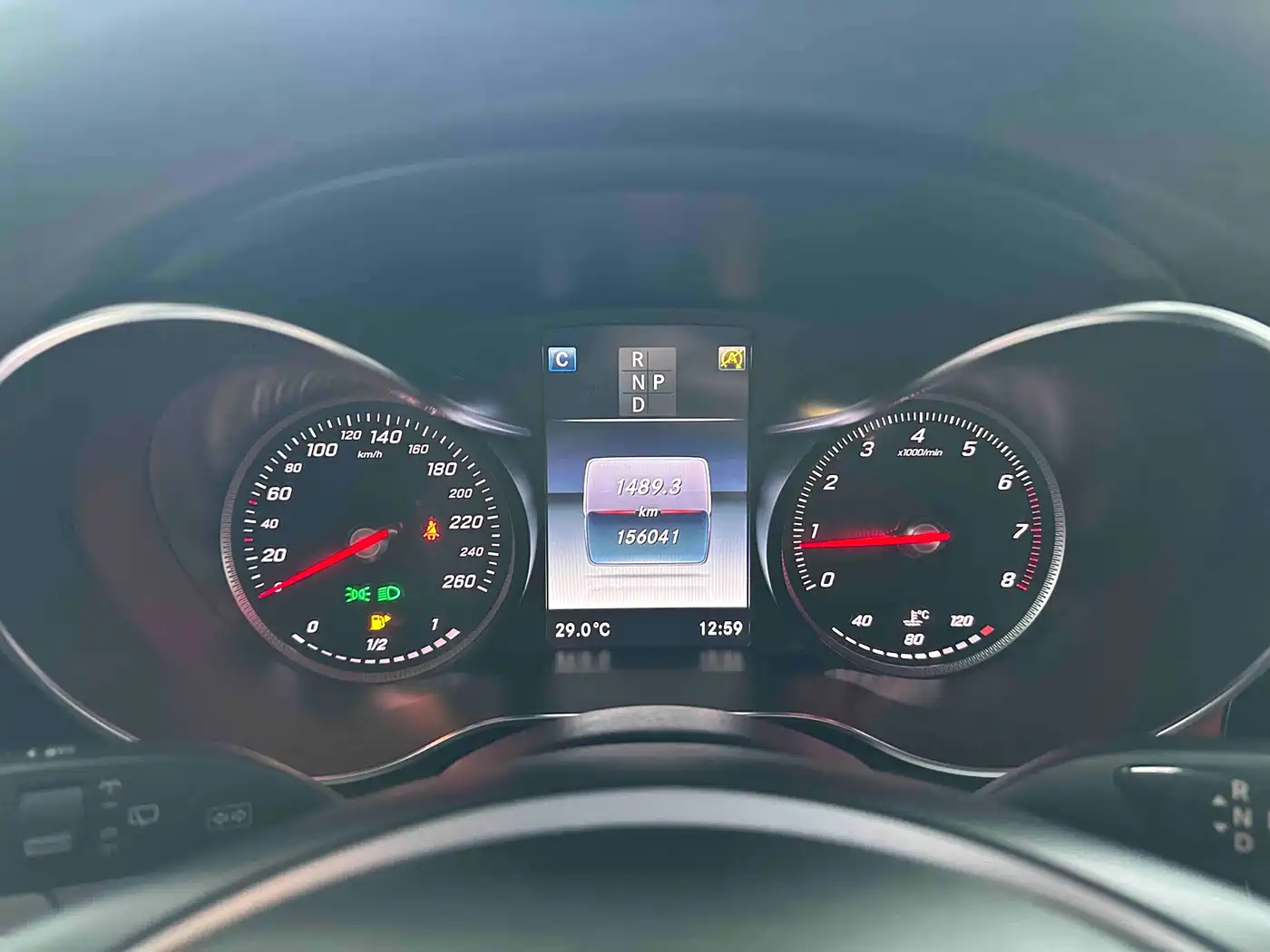 Mercedes-Benz GLC 2016 GLC 300 4MATIC Dynamic фото 13