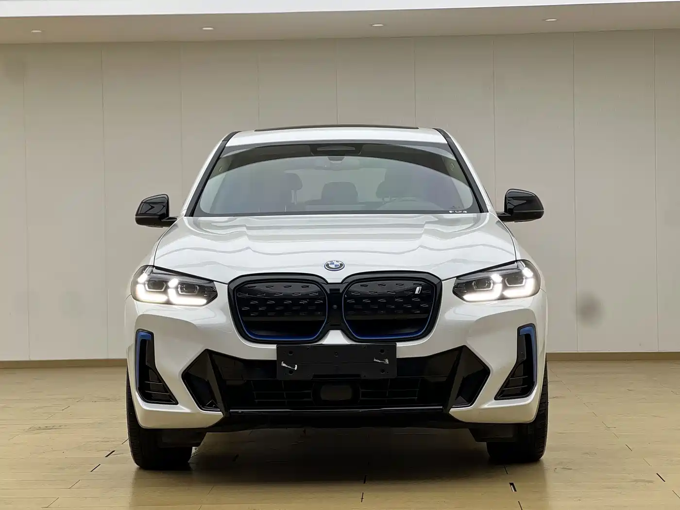 BMW iX3 2021 2022 Innovation Leader