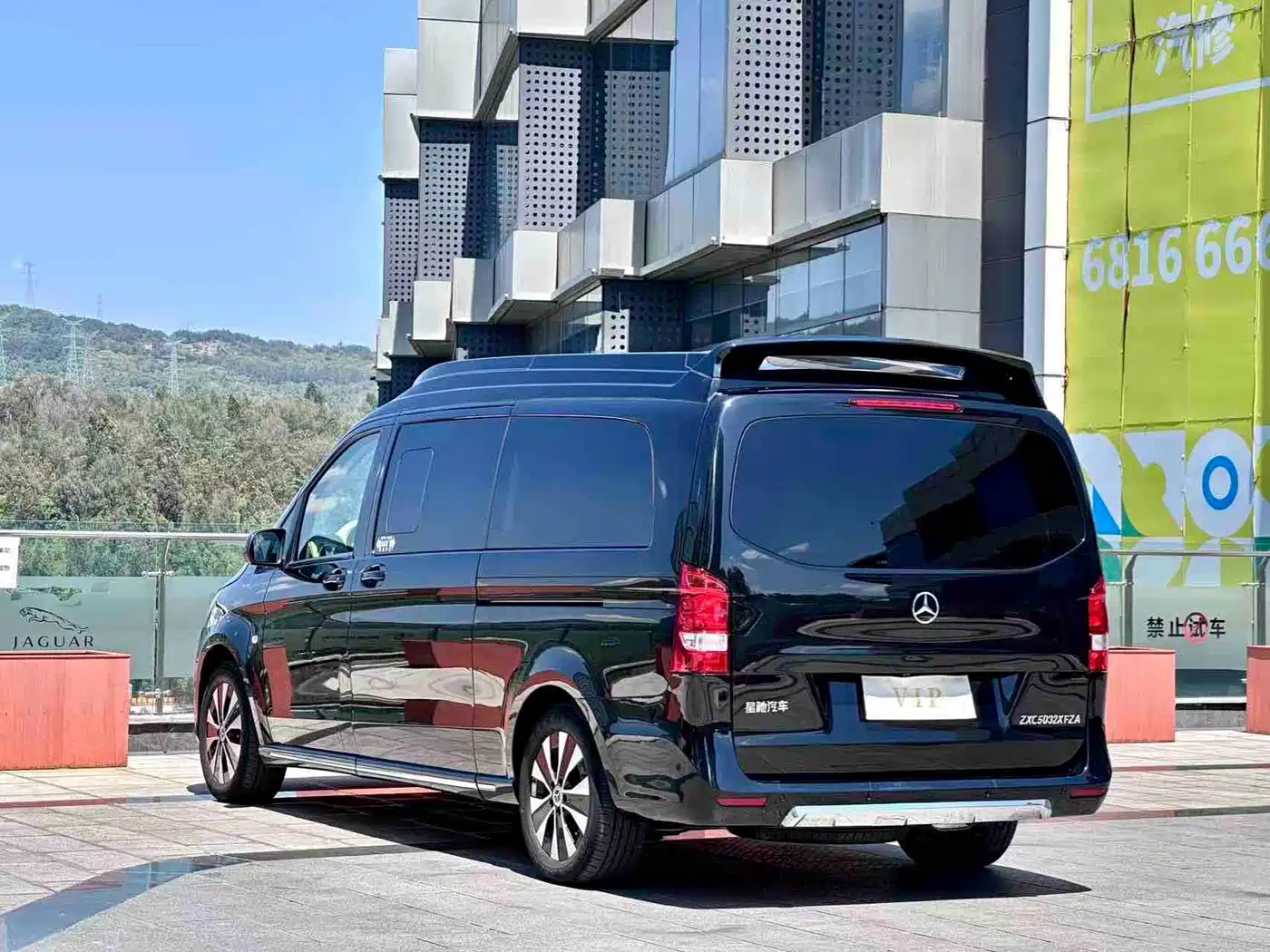 Mercedes-Benz Vito 2023 2.0T Business 7-Seater фото 27