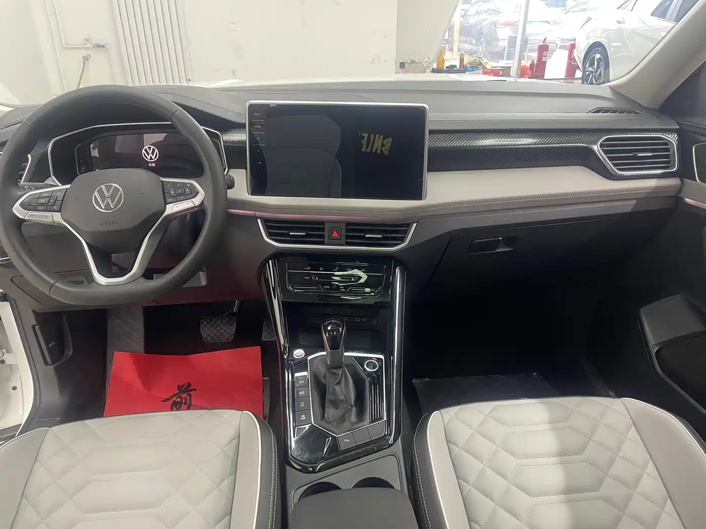 Volkswagen Tayron 2023 280TSI 2WD Luxury Plus Advanced Edition фото 10