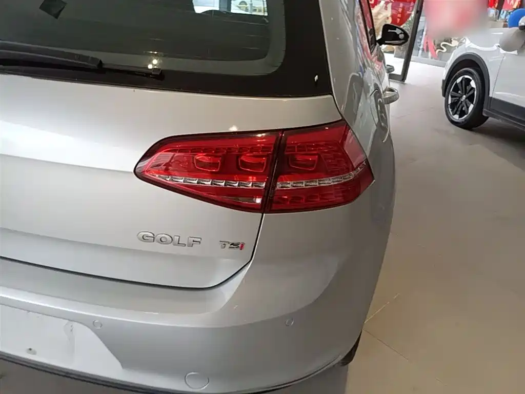Volkswagen Golf 2015 1.4TSI Automatic Comfort фото 8