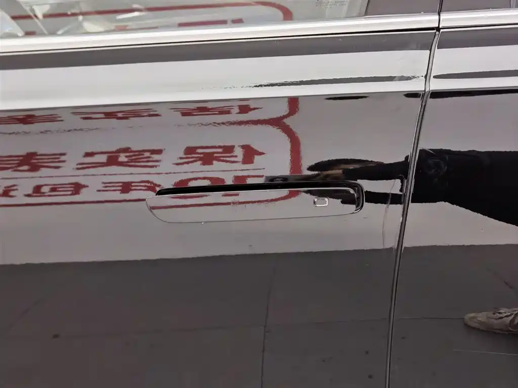 Hongqi H9 2020 2.0T Smart Connection Qi Xiang Edition фото 18